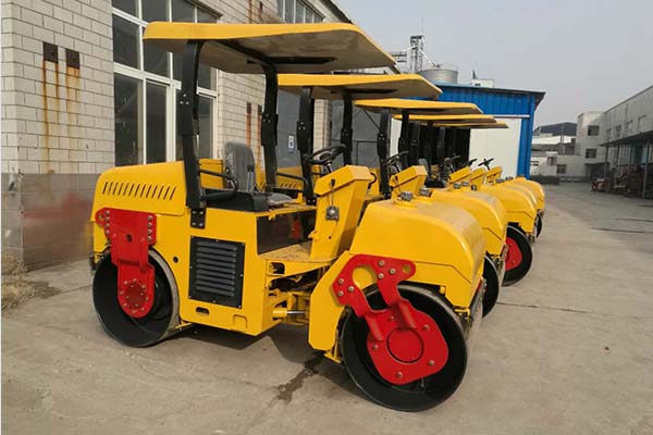 <a href='http://www.pcfuke.com' target='_blank'>壓路機</a> <a href='http://www.pcfuke.com' target='_blank'>壓路機</a>